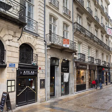 Διαμέρισμα Le Pommeraye T2 Hyper Centre Calme